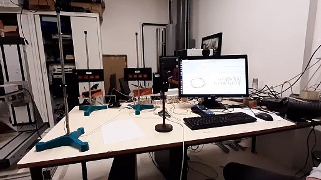 Backscatter, Reconfigurable Intelligent Surfaces and MIMO Communications with a Multipurpose Antenna Array