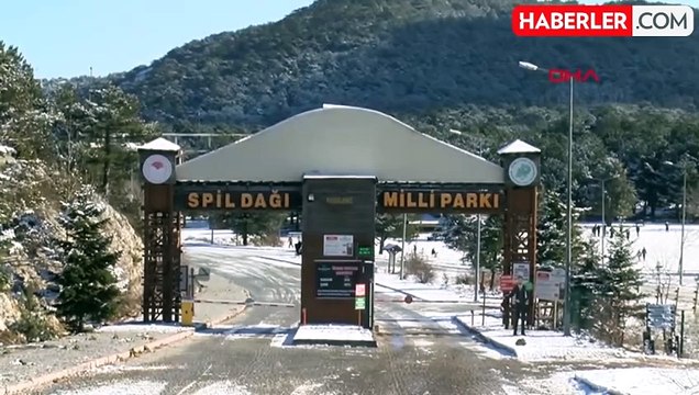 Spil Dağı Milli Parkı Karla Kaplandı