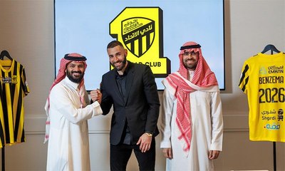 بنزيما سيرحل مؤقتاً عن اتحاد جدة