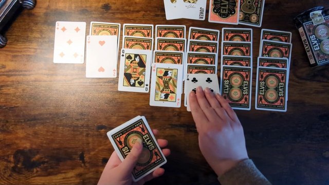 Playing Solitaire ASMR | Elvis Presley | No Talking