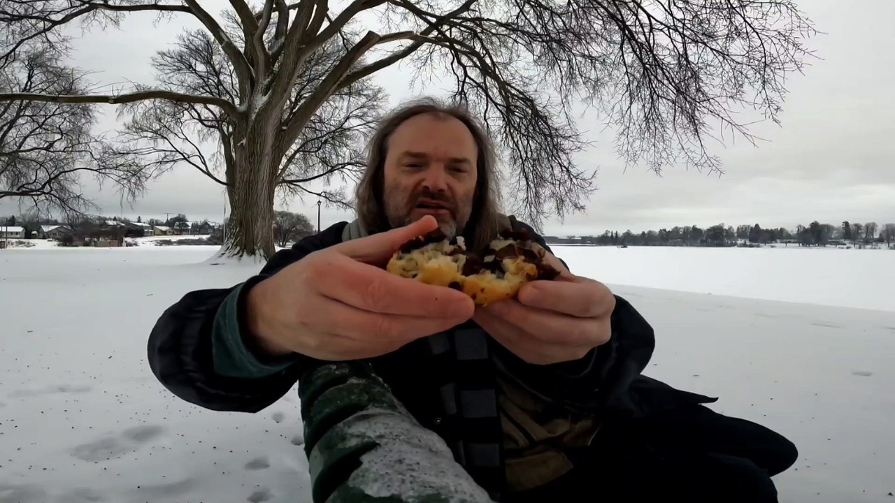 TIM HORTONS Hazelnut Chocolate Muffin & Fuge Brownie Latte Review video Dailymotion