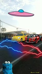 2 mobil jadi mobil kartun