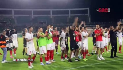من بينهم بوفال والشيبي.. لاعبو المنتخب المغربي 'كيشطحو' و'يغنيو' بعد الفوز على ز مبيا