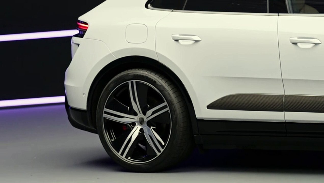 Porsche Macan Turbo électrique (Statique)