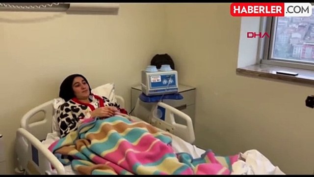 Hastaneye kontrole giden hamile kadın minibüste doğum yaptı