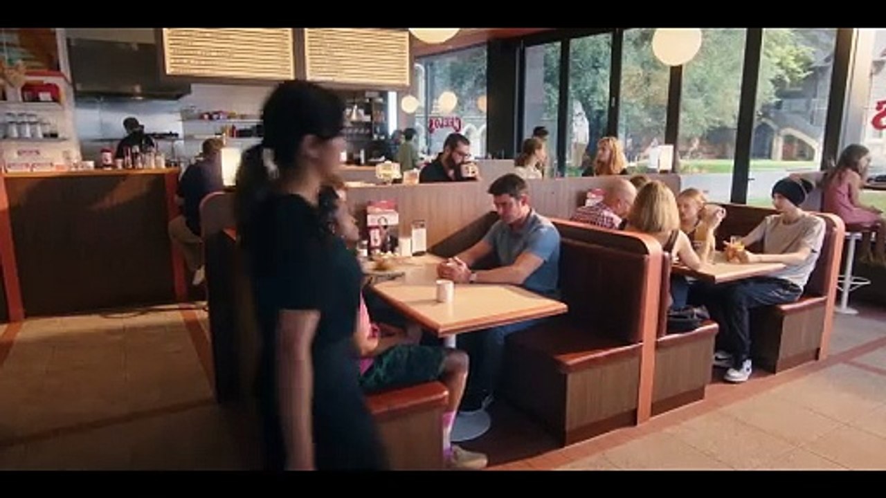 Ricky Stanicky - Bande-Annonce de la comédie Prime Video avec Zac efron et John Cena (VF)