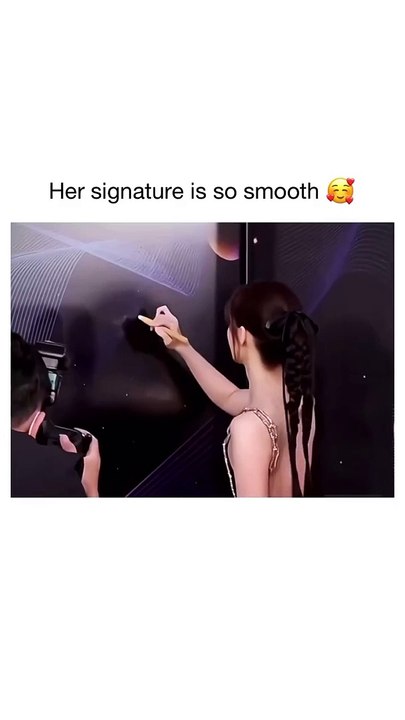 Viral Video Sensation : Hilarious Moments Caught on Camera!