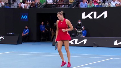 Zheng aussi a été emportée : le 2e sacre australien de Sabalenka en images