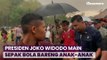 Seru! Presiden Joko Widodo Main Sepak Bola Bareng Anak-Anak di Sleman, Yogyakarta