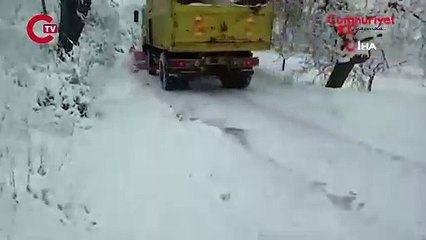 Malatya'da 129 mahalle yolu, kardan kapandı