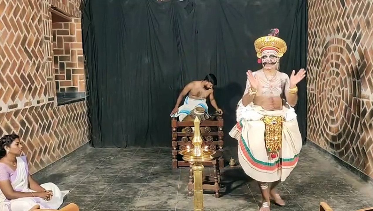 Chakyar koothu