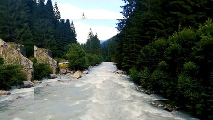 "Le ruisseau enchanté"