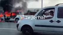 Carro fica destruído após pegar fogo em viaduto importante do Recife