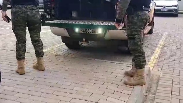 Acusado de desacato, homem é detido pela Guarda Municipal na Rodoviária de Cascavel