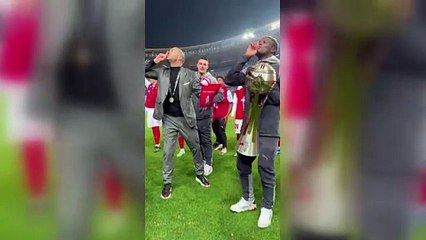 Eski Fenerbahçeli Bruma'nın şampiyonluk sevinci