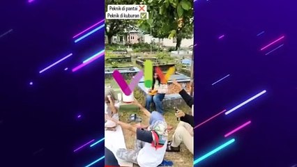 Para Ukhti 'Sulap' Kuburan Jadi Tempat Piknik: Kebelet Viral