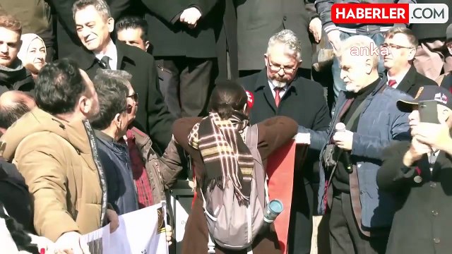 Emekli Astsubaylar, Tazminat Talebiyle Ankara'da Bir Araya Geldi: 21. Yüzyıldayız Derebeylik Dönemi Değil. Bu Lale Devri Anlayışı Nereye Kadar