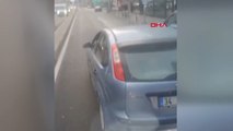Maltepe'de yol verme kavgası; yolcu minibüsünün önünü kesti