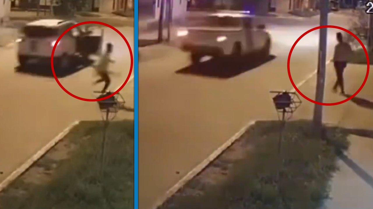 Şüpheliler polisin kovaladığı araçtan atladı, olayı izleyen vatandaş gibi davrandı!