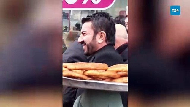 AKP’li isim 100 liraya bir tepsi simit almak istedi; simitçi çocuk kabul etmedi: “100 liraya simit gelmiyor”