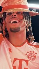 Bayern Münih, Sacha Boey'u açıkladı