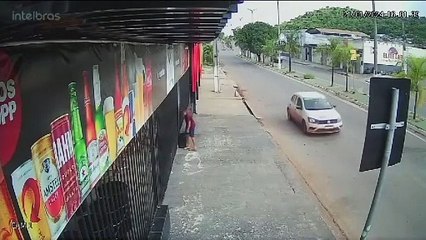 Populares detêm suspeito de tentativa de furto em Parauapebas