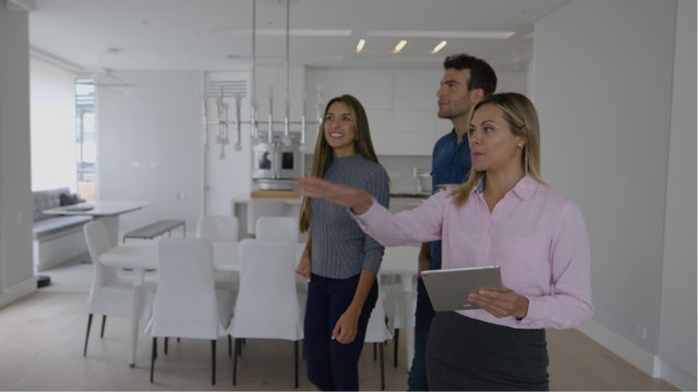 «Real estate porn : cette addiction qui devient un casse-tête pour les agents immobiliers