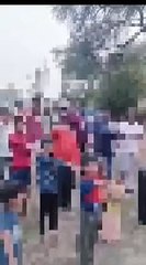 छात्रों को एक धर्म विशेष के आराध्यों को न मानने की शपथ दिलाने वाला प्रधान पाठक सस्पेंड, पुलिस ने किया गिरफ़तार