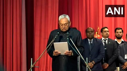 সকালে ইস্তফা, বিকেলে ফের CM পদে শপথ, নবম বার Bihar-এর মসনদে Nitish Kumar | Oneindia Bengali