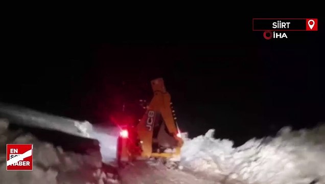 Siirt’te kardan kapanan grup köy yolları ulaşıma açıldı