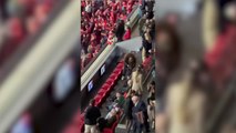 Moise Kean, en las gradas del Civitas viendo el Atlético de Madrid Valencia