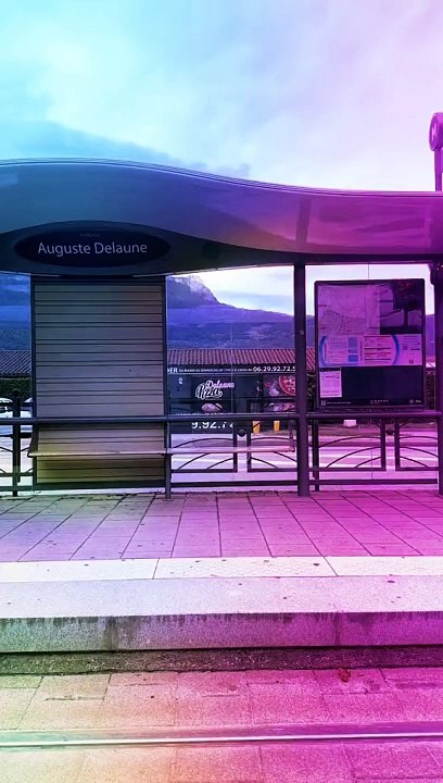 Stop tu crois que je suis ta mère