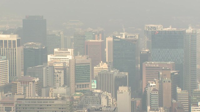 [날씨] 추위 풀리자 다시 미세먼지 공습...동해안 건조특보 계속 / YTN