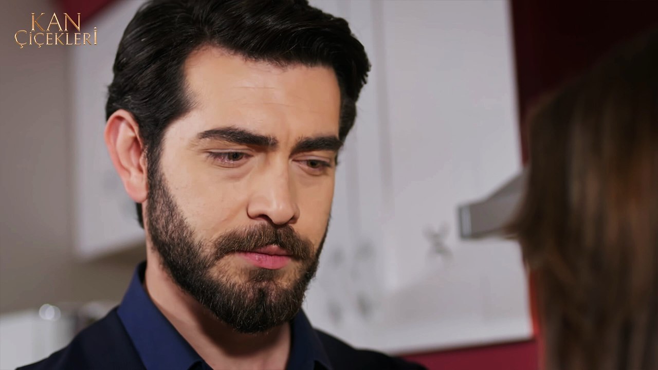 Kan Çiçekleri 239. Bölüm - Geçmiş Mazide Kaldı!