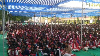 PM gave tips to students
