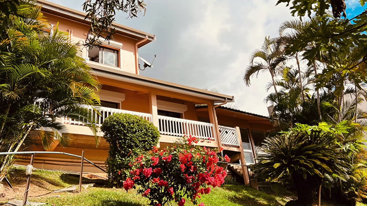 A vendre Tina Sur Mer Villa F4 avec Vue Mer - bien à la vente