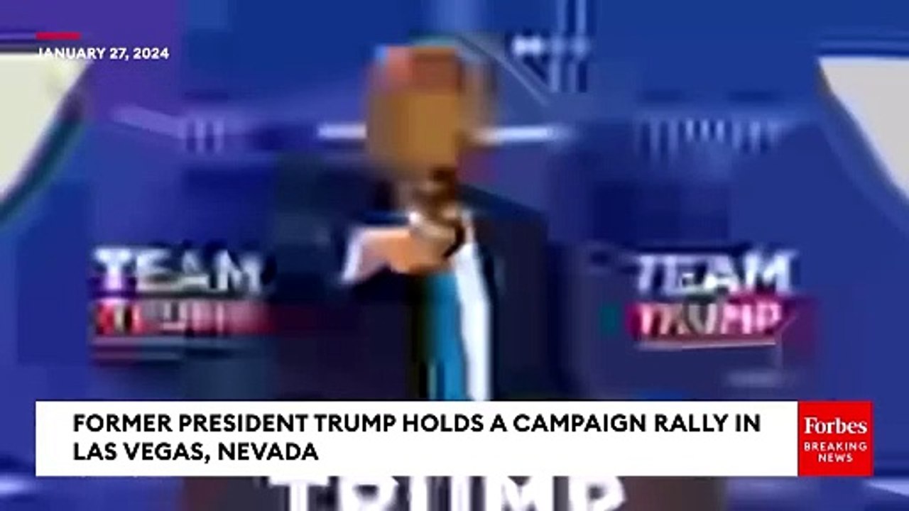 DRAMATIC MOMENT- Trump Stops Rally And Calls For Doctor When Rally-Goer Suffers Medical Emergency