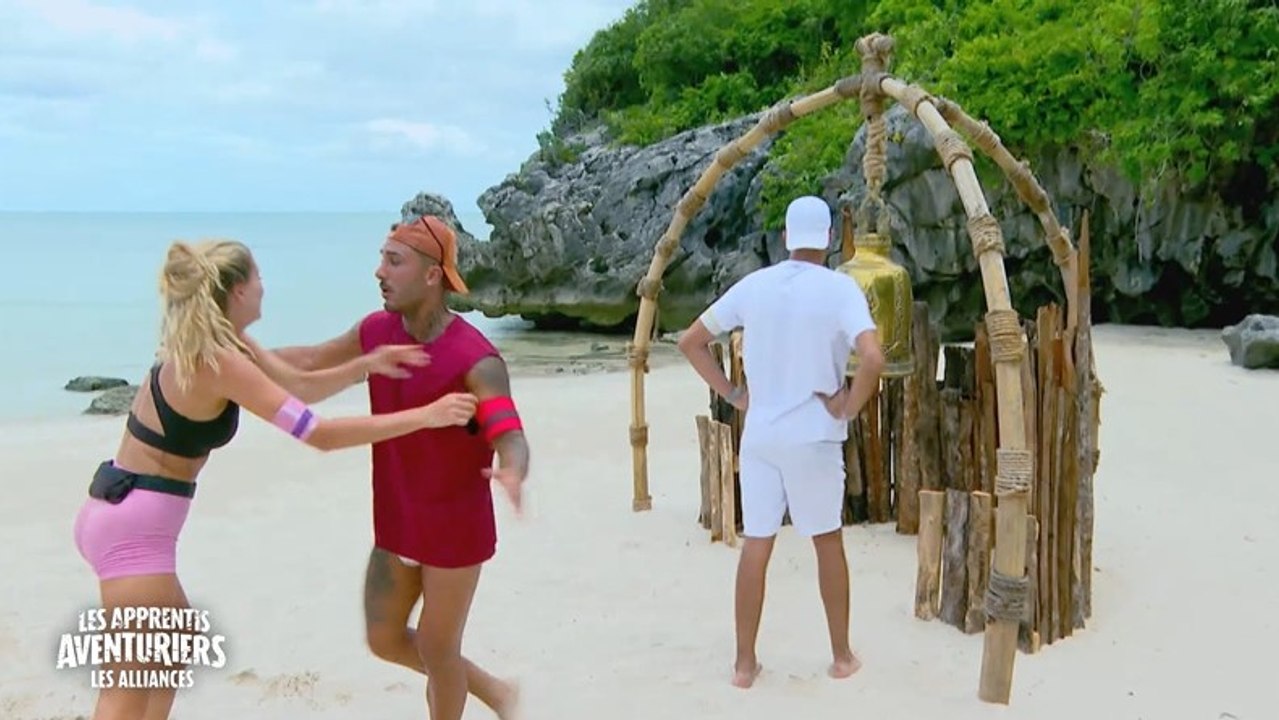 Les Apprentis aventuriers 7 : Cassandra et Giovanni se déchirent, ils partent sonner la cloche...