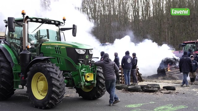 Sur le ring ouest de Bruxelles, les agriculteurs ne comptent pas s’en aller tout de suite
