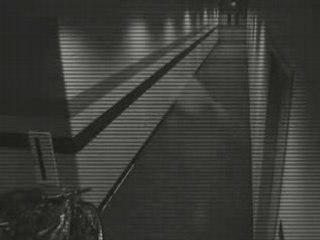 Fantôme dans un couloir