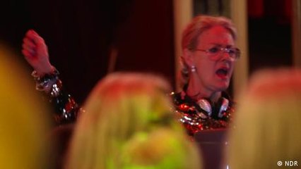 Wie alt ist Schwedens älteste DJ?