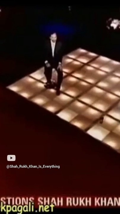 Shah Rukh Khan about being in Amitabh Bachchan's shoes