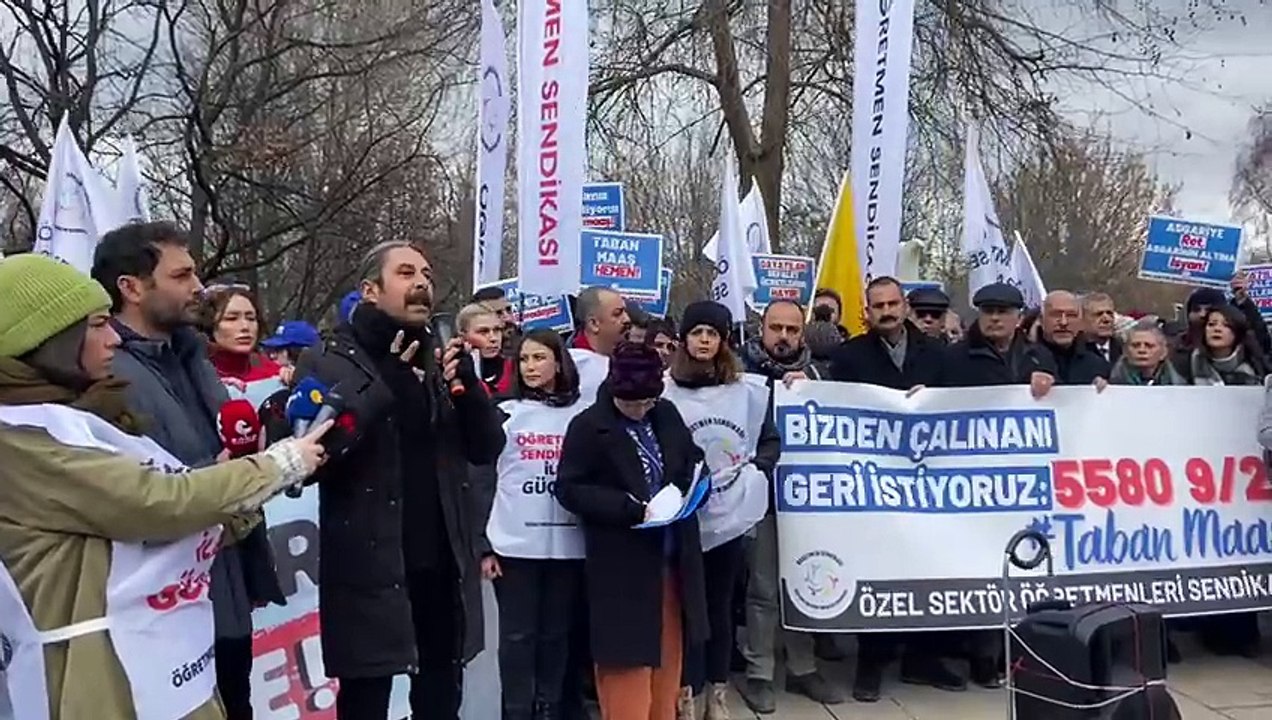 Özel sektör öğretmenleri 'taban maaş' için Meclis önünde basın açıklaması