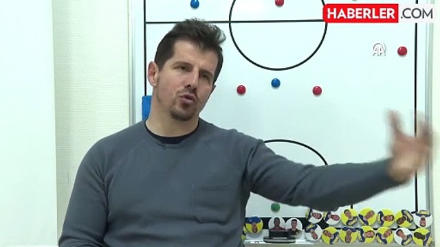 Seçil Erzan'ın en büyük mağdur olarak gösterdiği Emre Belözoğlu sessizliğini bozdu: Market çalışanı değil, banka müdürüne inandık