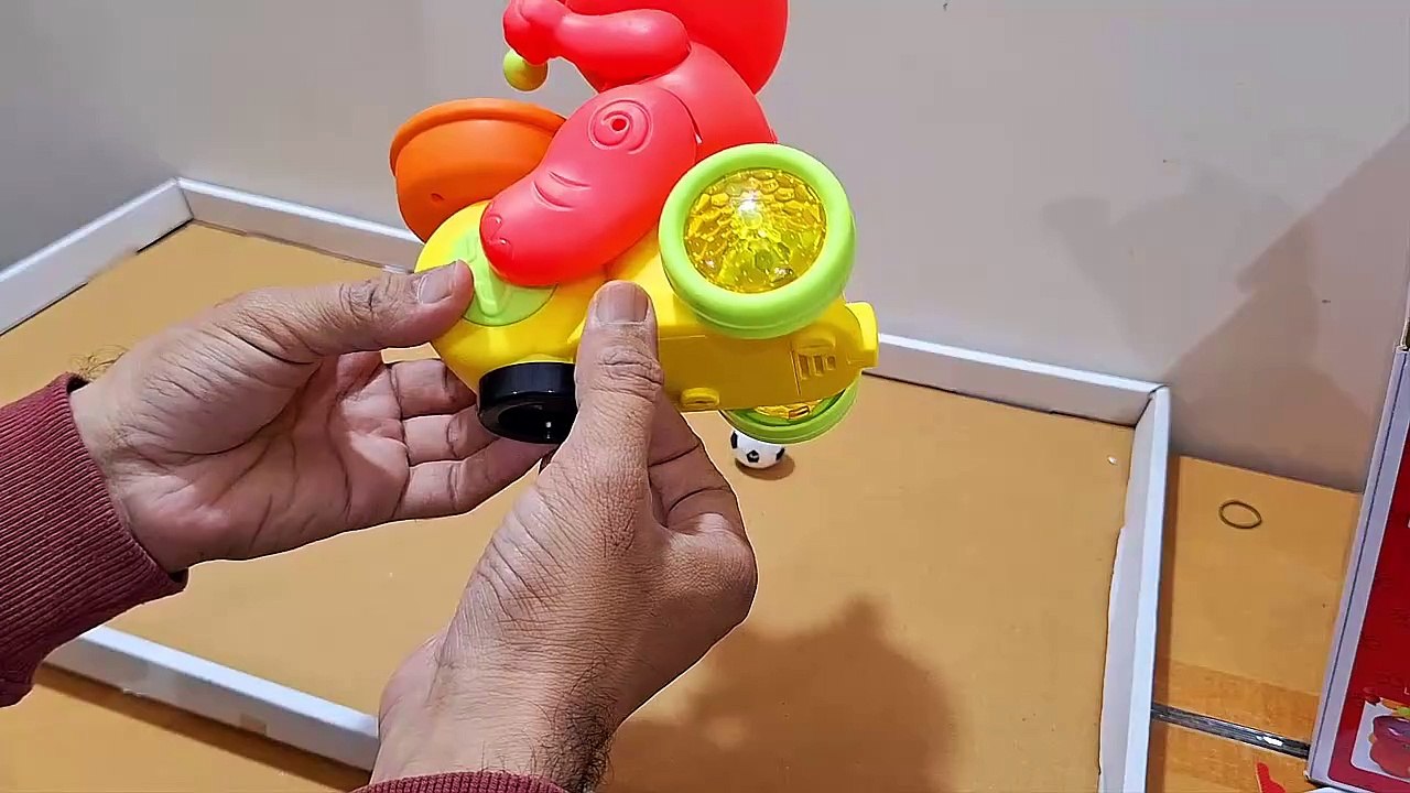 Unboxing and Review of Lavitation Ball Electric Toys for Kids Cute Elephant Musical Toy