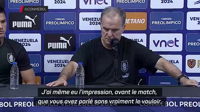 Uruguay - Échange tendu entre Bielsa et un journaliste