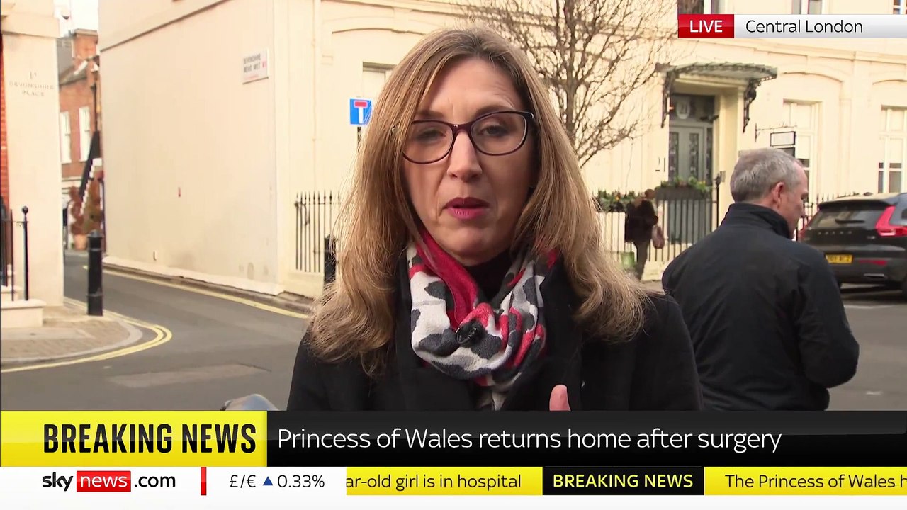 La princesse Kate a quitté l'hôpital de Londres où elle était hospitalisée depuis le 16 janvier pour une opération chirurgicale de l'abdomen: "Elle est rentrée à son domicile pour poursuivre sa convalescence"