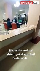 Hastanede hasta kaydı yapılması gereken bilgisayarda oyun oynandı