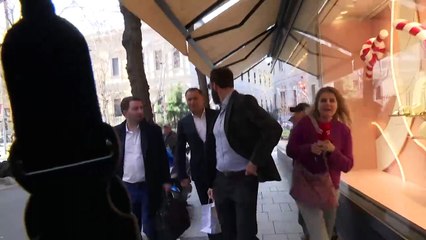 Borja Thyssen huye de la prensa tras la sorprendente decisión de su madre