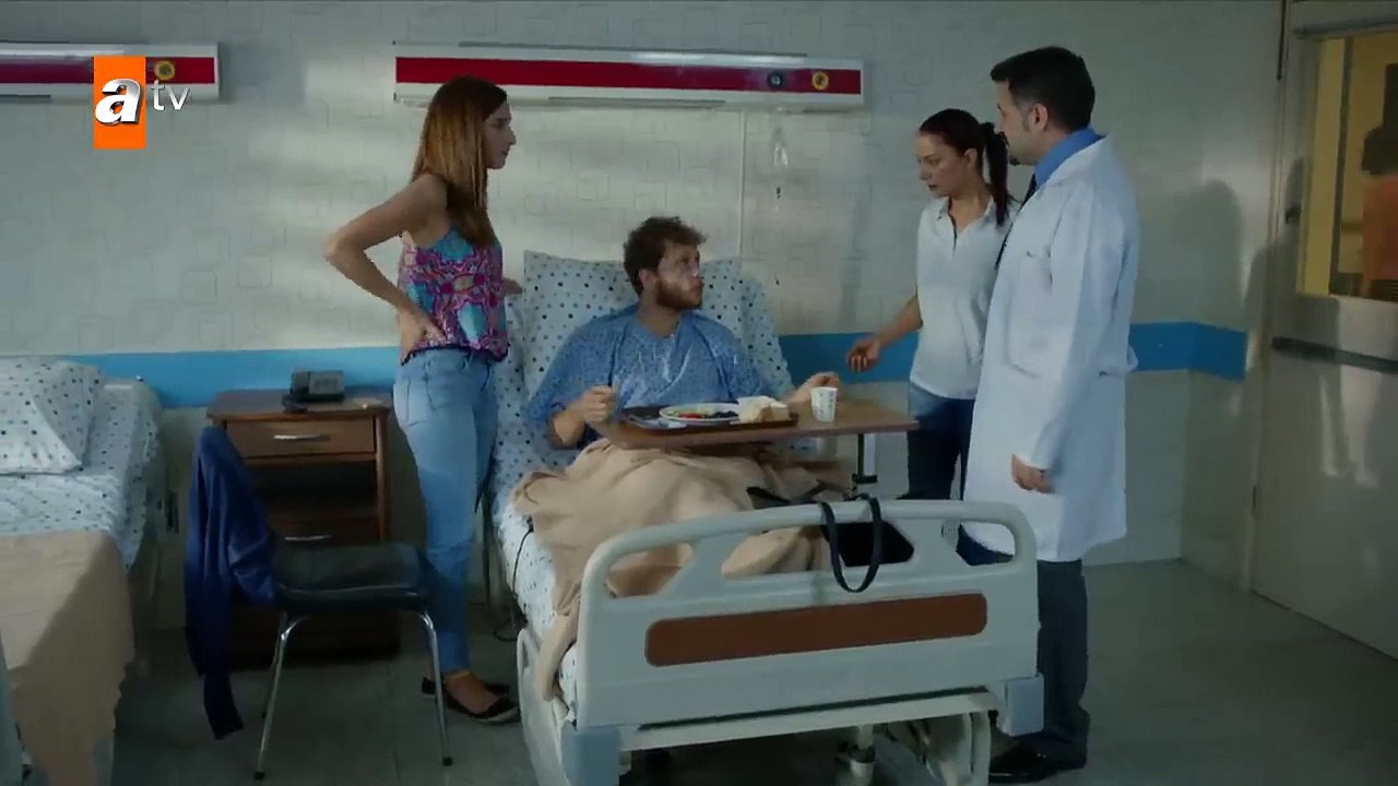 302. Huerfanas (Kirgin Cicekler), en español